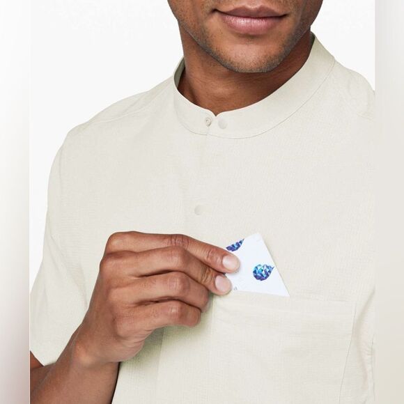 Lululemon Daily Drift Short Sleeve Shirt
Size Medium - Picture 3 of 13